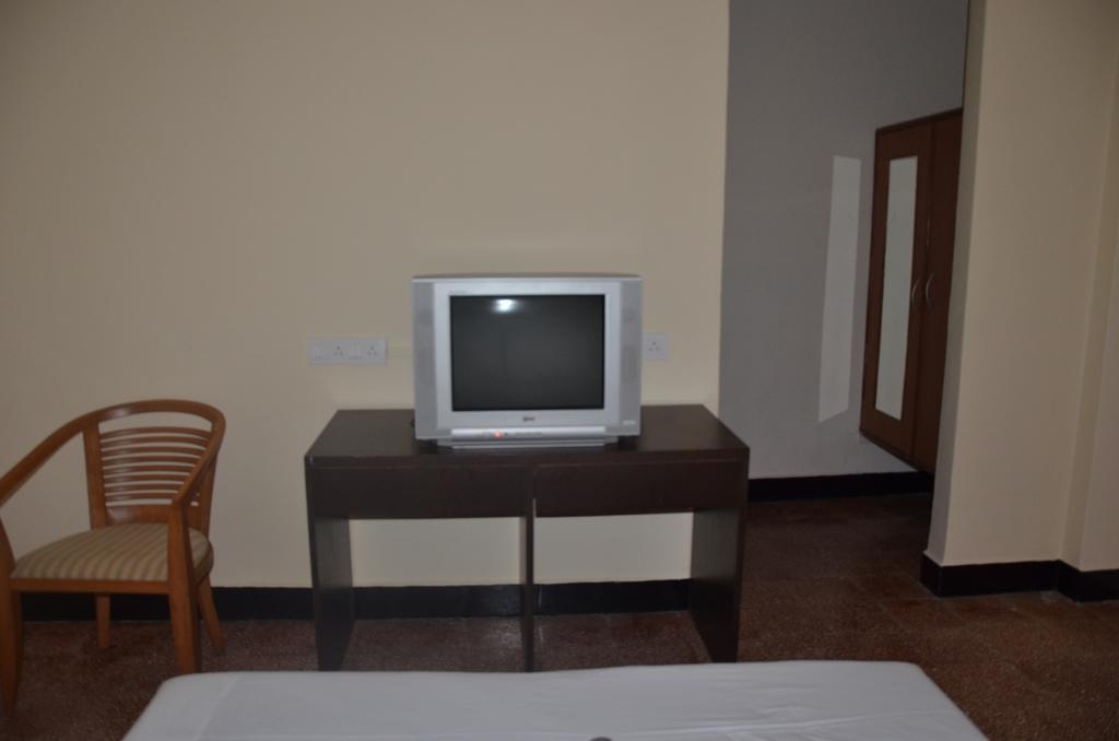 Hotel Ferreira Resort Лонавла Номер фото