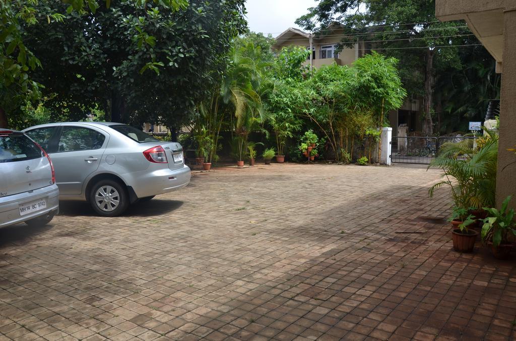 Hotel Ferreira Resort Лонавла Екстер'єр фото